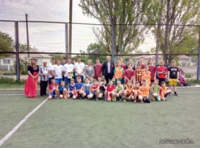 Соревнования по мини-футболу среди молодежных команд района 