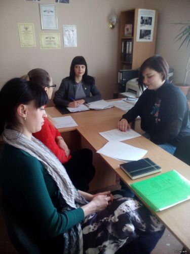 В Новоазовском районном отделе юстиции состоялся семинар с представителями администраций