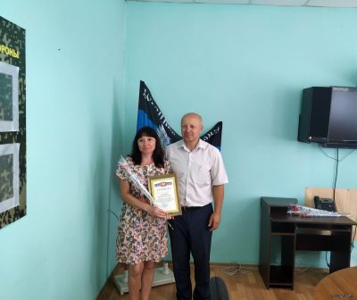 Глава района поздравил работников торговли